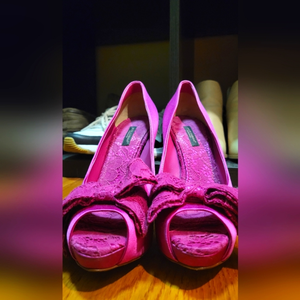 Dolce and Gabbana pink satin and lace heels